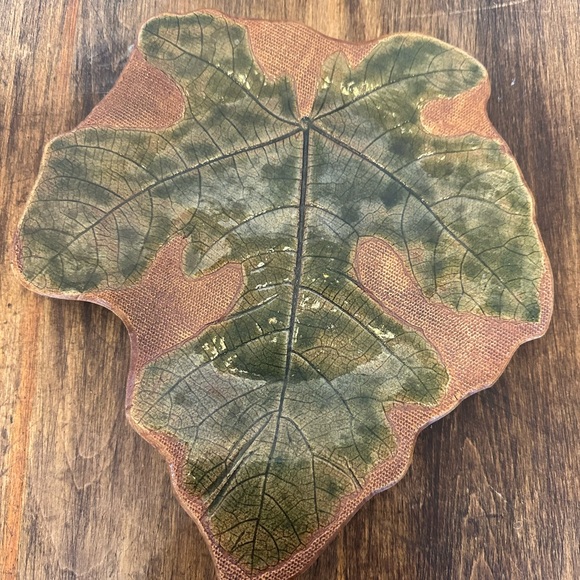 Vintage Studio Pottery Leaf Plate & Dipping Bowl Artist Signed by NC Sisters - Picture 2 of 12